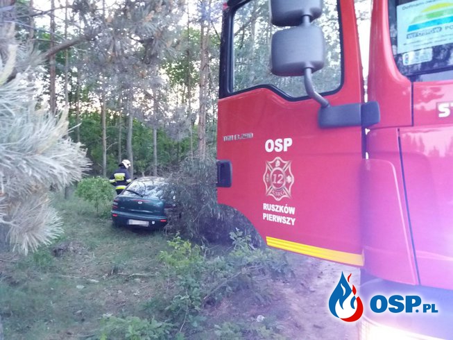 Wypadek w miejscowości Łęka! OSP Ochotnicza Straż Pożarna