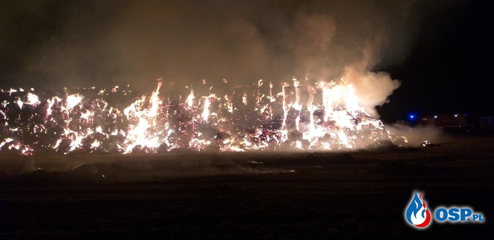 Duży pożar sterty słomy w Baniewicach. OSP Ochotnicza Straż Pożarna