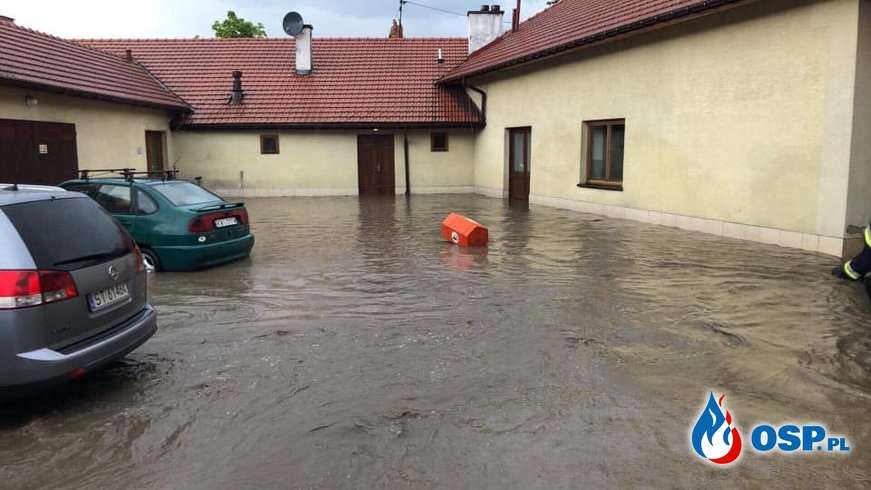 Potrzebna pomoc dla druhów z Wieliczki. Woda zalała ich remizę. OSP Ochotnicza Straż Pożarna