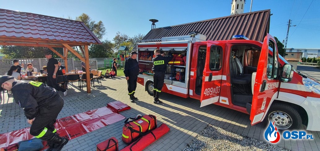 Pokaz pierwszej pomocy w Mokrej OSP Ochotnicza Straż Pożarna