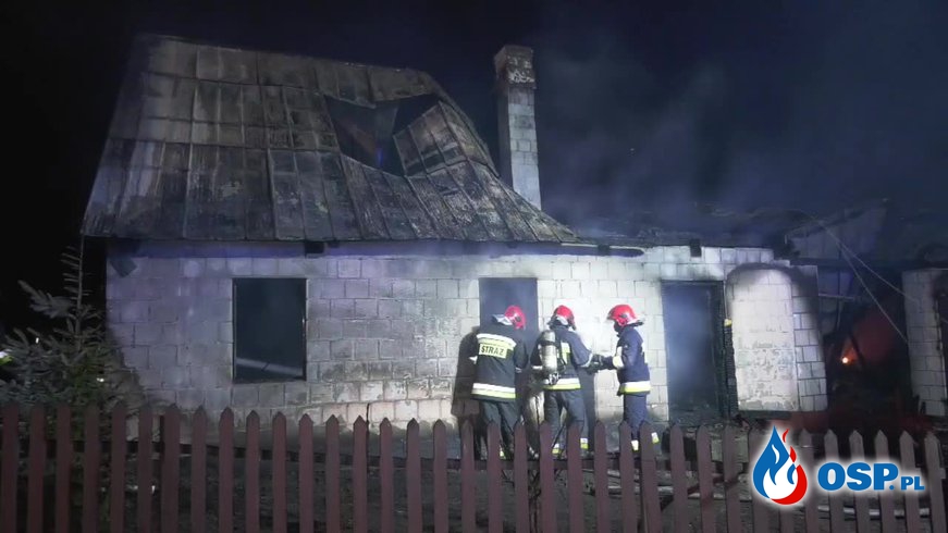 "Wskoczyłem oknem, ale wybuchł ogień". Dwie kobiety zginęły w pożarze domu. OSP Ochotnicza Straż Pożarna