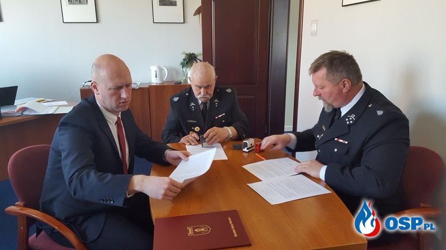 Podpisanie umowy na realizację zadań publicznych w 2019 roku OSP Ochotnicza Straż Pożarna