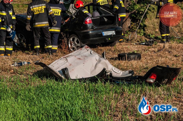 Cztery osoby ranne w wypadku. "Kierowca próbował ominąć lisa". OSP Ochotnicza Straż Pożarna
