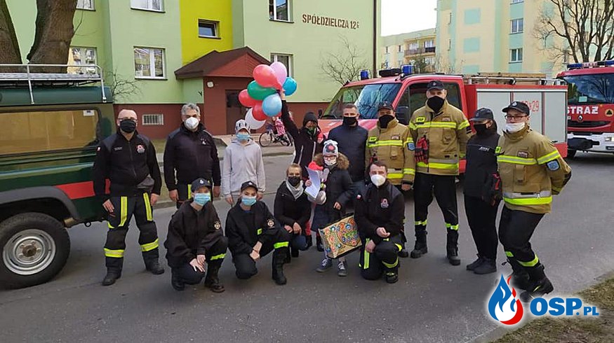 Niezapomniane urodziny chorej dziewczynki. Strażacy zrobili 13-latce mega niespodziankę! OSP Ochotnicza Straż Pożarna
