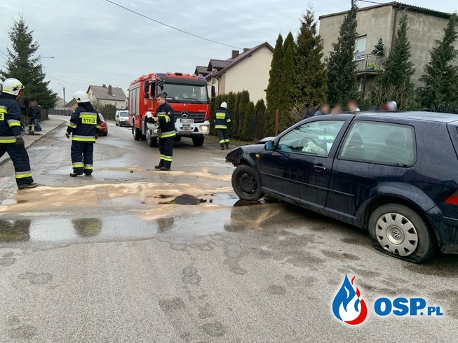 Kolizja samochodu osobowego na ul. Wojska Polskiego OSP Ochotnicza Straż Pożarna