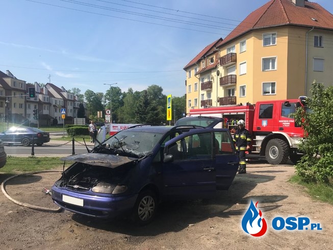 71/2019 Pożar samochodu w centrum miasta OSP Ochotnicza Straż Pożarna