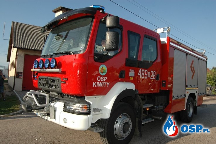 Nowy wóz bojowy Renault D-16 trafił do strażaków z OSP Kiwity OSP Ochotnicza Straż Pożarna
