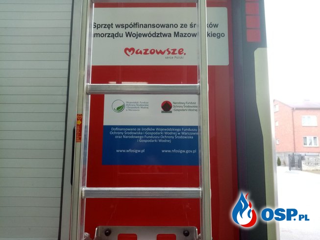 OSP Stanisławice otrzymało nowy ciężki samochód ratowniczo-gaśniczy. OSP Ochotnicza Straż Pożarna