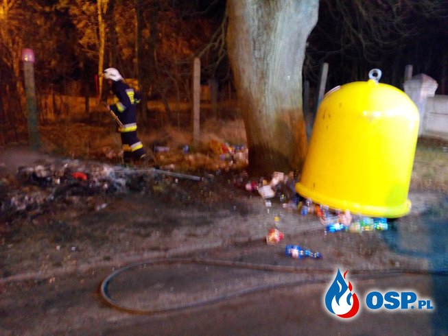 Palące sie śmieci w Boroszewie OSP Ochotnicza Straż Pożarna
