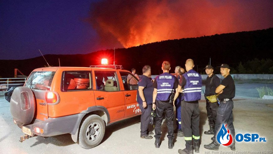 Polscy strażacy przenieśli się w rejon Aten. Silny wiatr sprzyja rozwojowi pożarów. OSP Ochotnicza Straż Pożarna