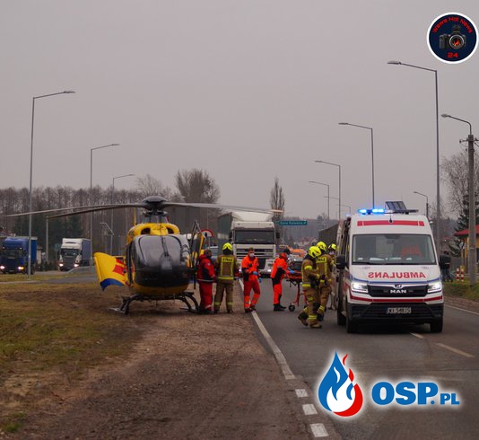 Wypadek podczas zawracania w Tomicach. Na miejscu lądował śmigłowiec LPR. OSP Ochotnicza Straż Pożarna