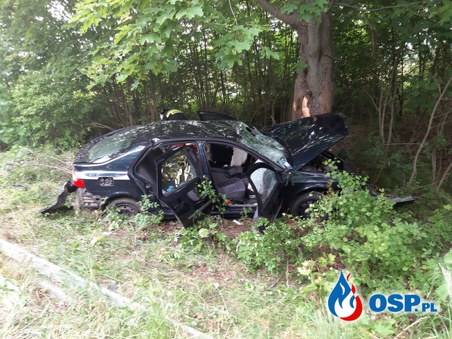 Groźny wypadek na drodze wojewódzkiej nr 122 za Żarczynem OSP Ochotnicza Straż Pożarna