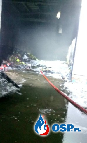 Pożar hali magazynowej przy ulicy Wrocławskiej w Radomiu OSP Ochotnicza Straż Pożarna