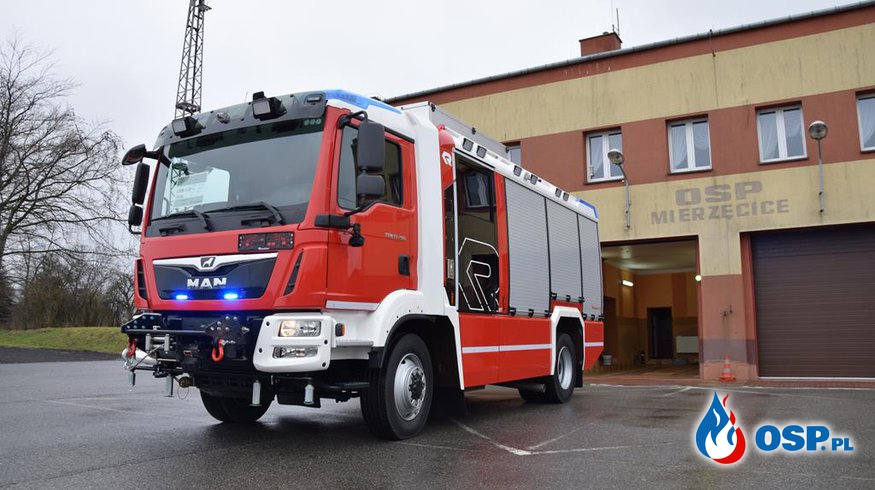 Pierwszy w Polsce MAN w zabudowie Rosenbauer trafił do OSP Mierzęcice OSP Ochotnicza Straż Pożarna