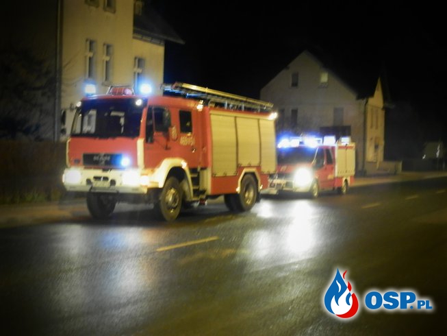 Plama oleju na "ósemce" OSP Ochotnicza Straż Pożarna