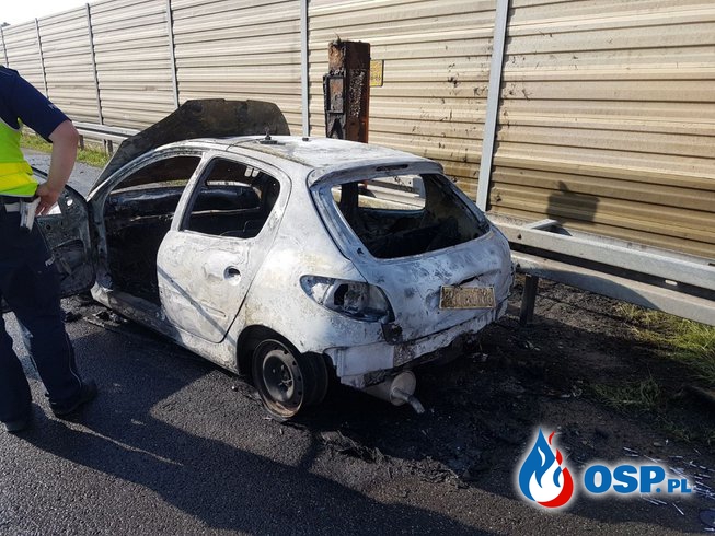 Pożar samochodu na autostradzie A-2! OSP Ochotnicza Straż Pożarna