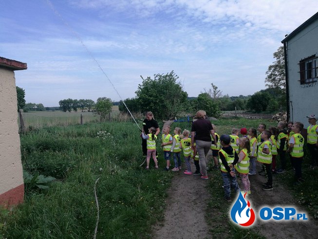 Wizyta przedszkolaków. OSP Ochotnicza Straż Pożarna