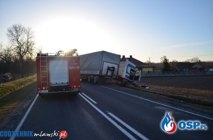5 osób zginęło w wypadku busa i ciężarówki pod Mławą OSP Ochotnicza Straż Pożarna