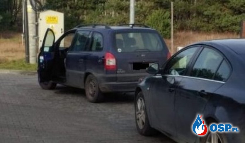Młoda kobieta staranowała samochodem dystrybutor gazu na stacji paliw OSP Ochotnicza Straż Pożarna