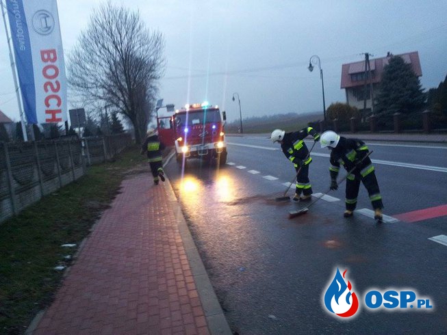 Wyciek substancji ropopochodnej na odcinku 4 km OSP Ochotnicza Straż Pożarna