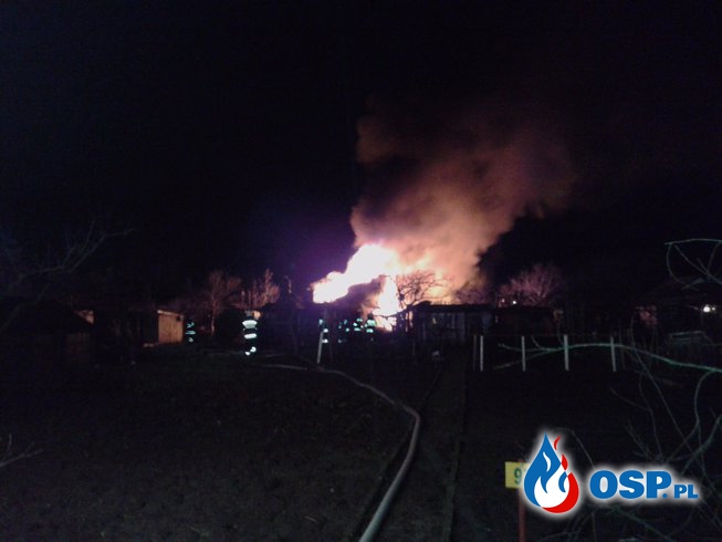 Pożar altany na ogródkach działkowych. OSP Ochotnicza Straż Pożarna