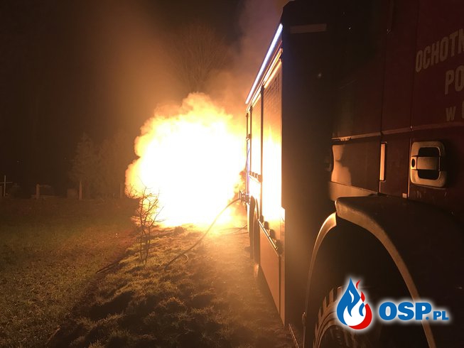 59/2021 Pożar samochodu w Godkowie OSP Ochotnicza Straż Pożarna