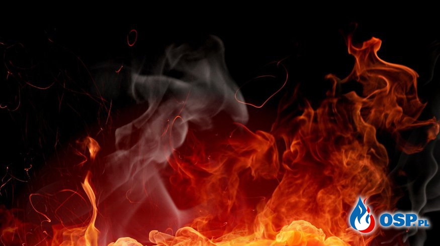 Wyczuwalny dym w budynku mieszkalnym OSP Ochotnicza Straż Pożarna