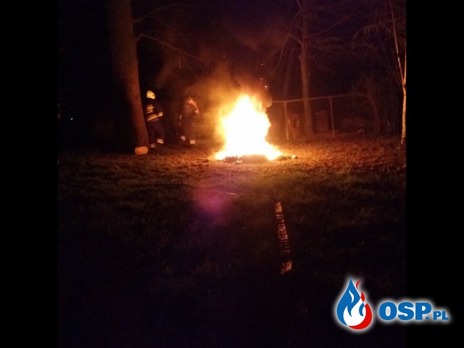 #08 Niewielki pożar opon w Białej OSP Ochotnicza Straż Pożarna