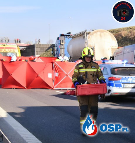 Zderzenie busa i dwóch ciężarówek na S8. Wezwano śmigłowiec LPR. OSP Ochotnicza Straż Pożarna