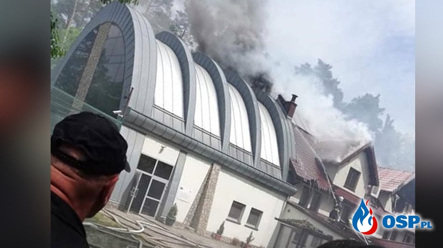 Pożar hotelu na Podkarpaciu. W akcji ponad 80 strażaków. OSP Ochotnicza Straż Pożarna