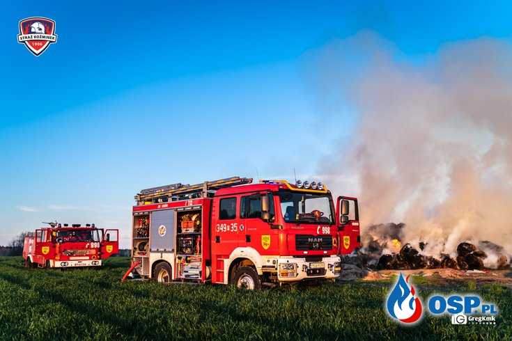 16 zastępów Straży Pożarnej w walce z pożarem balotów słomy OSP Ochotnicza Straż Pożarna