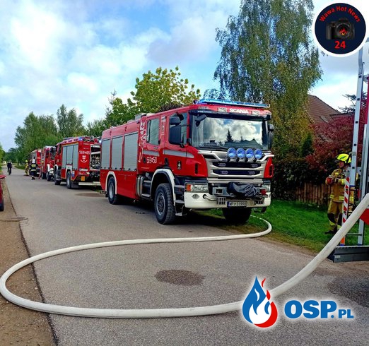 Pożar domu w Solcu. W akcji 10 zastępów strażaków. OSP Ochotnicza Straż Pożarna