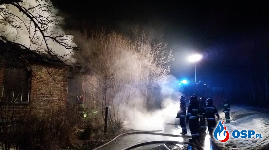 Pożar opuszczonego domu - ul. 3 Maja w Babicach OSP Ochotnicza Straż Pożarna