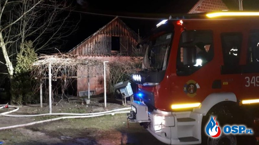 Kobieta zginęła w płonącym domu. Tragiczny pożar pod Nowym Sączem. OSP Ochotnicza Straż Pożarna