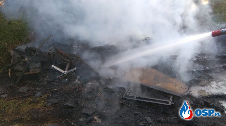 Pożar śmieci w Robach OSP Ochotnicza Straż Pożarna