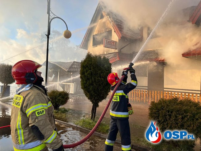 Ponad 40 zastępów strażaków gasiło pożar restauracji w Łebie OSP Ochotnicza Straż Pożarna