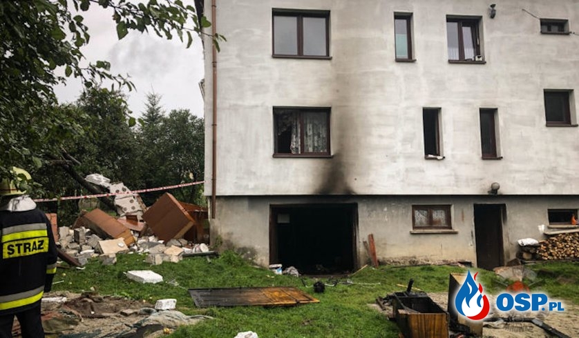Poranny pożar budynku mieszkalnego w Kamesznicy OSP Ochotnicza Straż Pożarna
