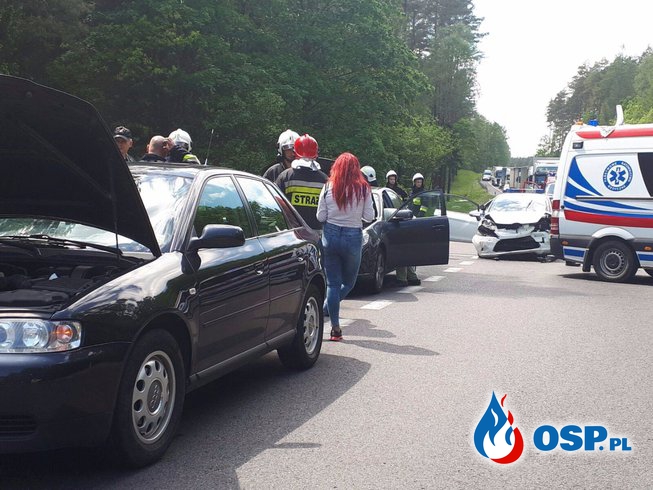 DK16 Naglady-Olsztyn.Zderzenie 3 samochodów osobowych OSP Ochotnicza Straż Pożarna