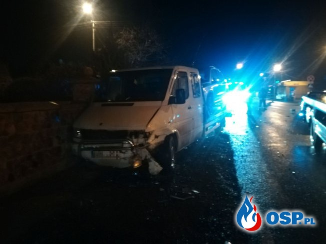 Wypadek na skrzyżowaniu DK60 w Glinojecku OSP Ochotnicza Straż Pożarna