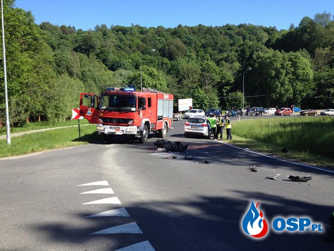 Pożar samochodu i zderzenie motoru z samochodem w Solinie OSP Ochotnicza Straż Pożarna