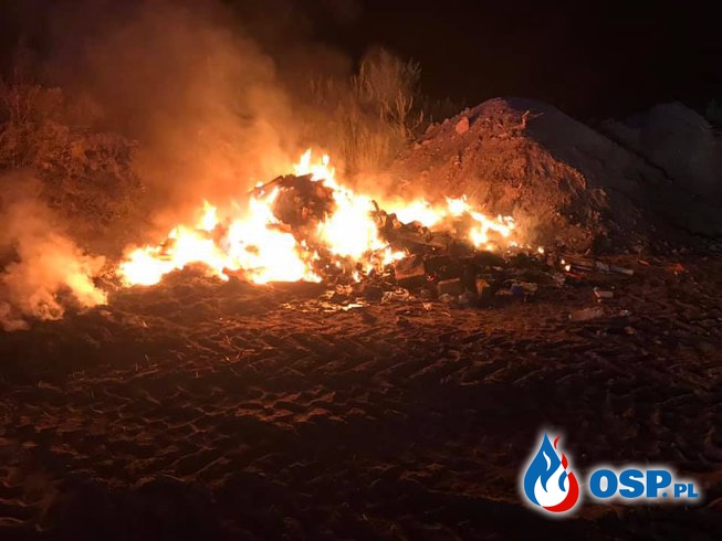 Paliły się śmieci OSP Ochotnicza Straż Pożarna