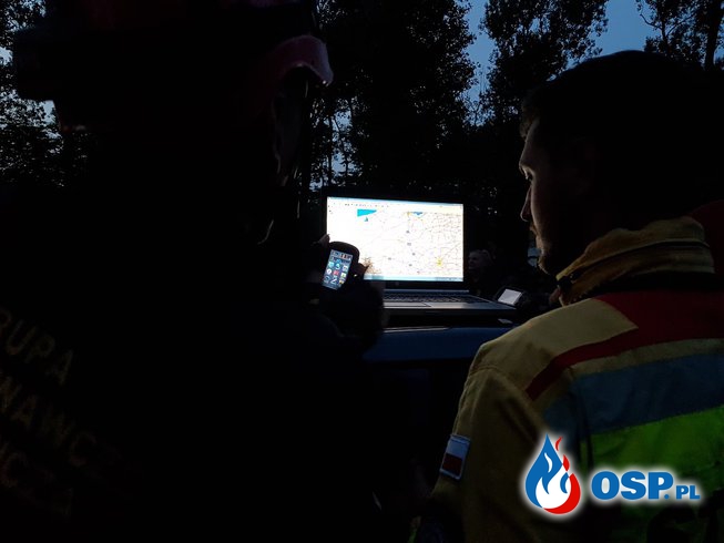 Nocne manewry z OSP Justynów OSP Ochotnicza Straż Pożarna