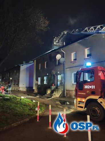 Tragiczny pożar kamienicy w Katowicach. Zginął mężczyzna. OSP Ochotnicza Straż Pożarna