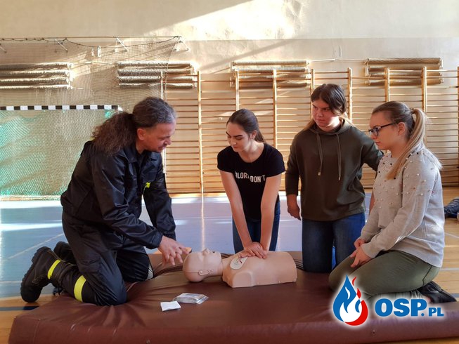 Pierwsza pomoc w szkole OSP Ochotnicza Straż Pożarna