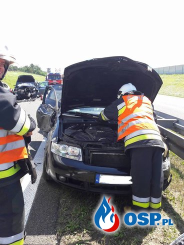 Wypadek z udziałem czterech samochodów OSP Ochotnicza Straż Pożarna