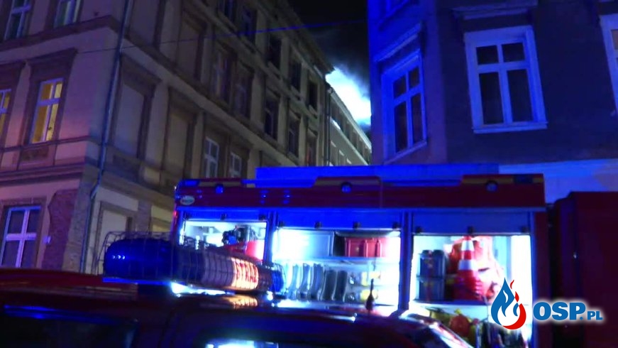 "Zobaczyłem dym, zacząłem budzić ludzi." Pożar kamienicy w Szczecinie. OSP Ochotnicza Straż Pożarna