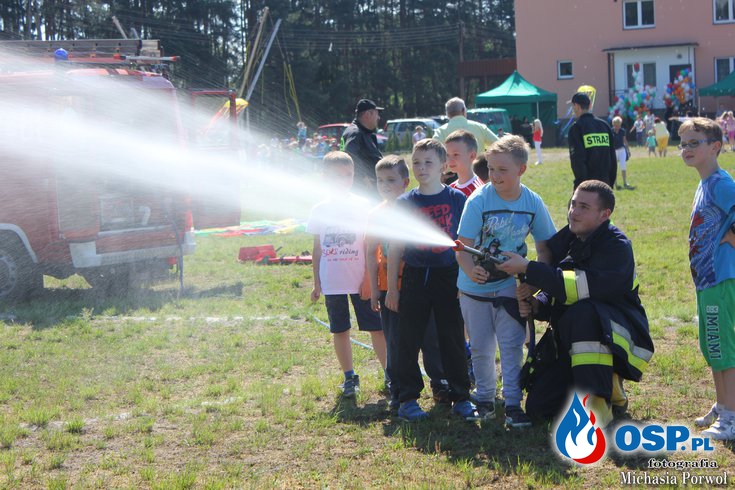 Dzień Dziecka z Strażakami OSP Ochotnicza Straż Pożarna