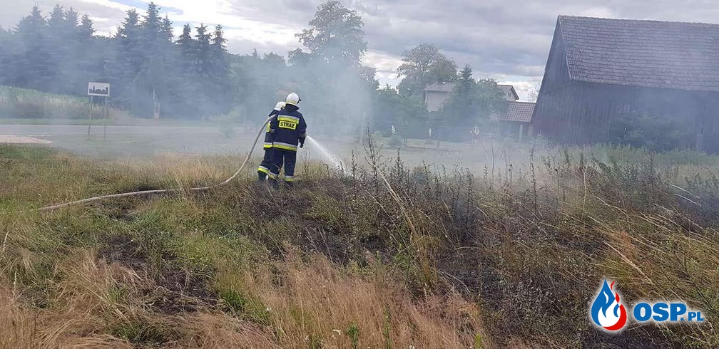 Pożar traw ( W pobliżu Stodoła!) OSP Ochotnicza Straż Pożarna