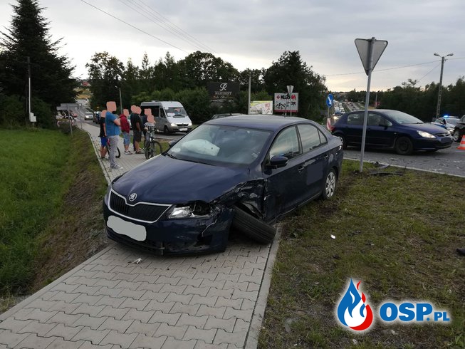Wypadek dwóch samochodów osobowych OSP Ochotnicza Straż Pożarna