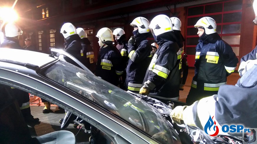 Zakończenie szkolenia podstawowego dla strażaków ochotników z terenu powiatu sanockiego OSP Ochotnicza Straż Pożarna